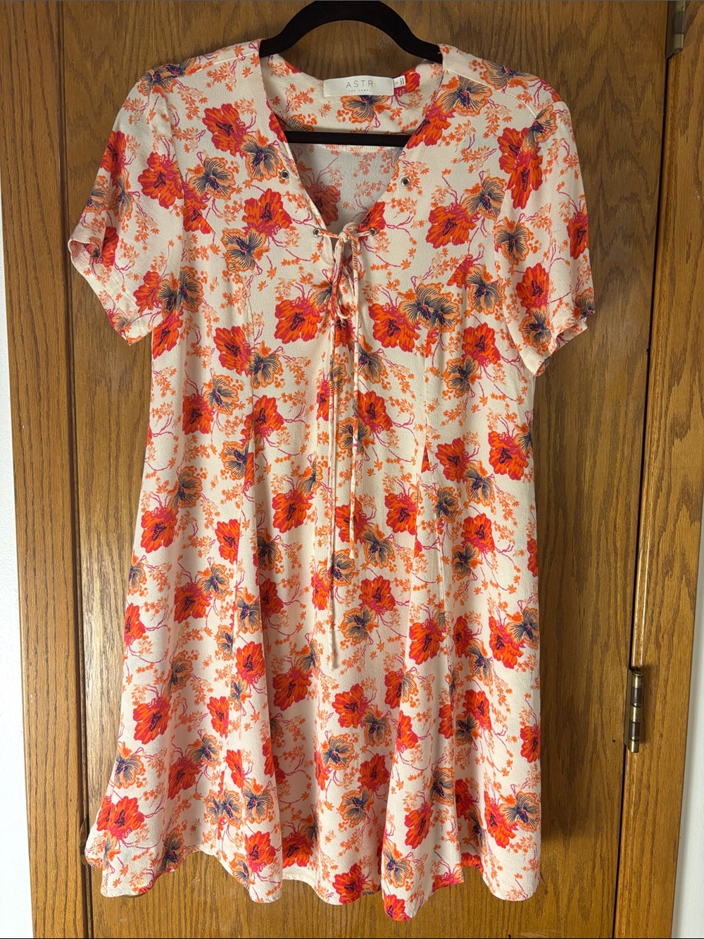 Astr Floral Tie-Front Mini Dress in Cream and Orange (S)